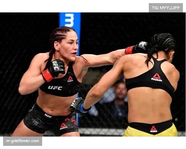 安吉拉希尔对阵克莱恩 女子草量级排名选手对决